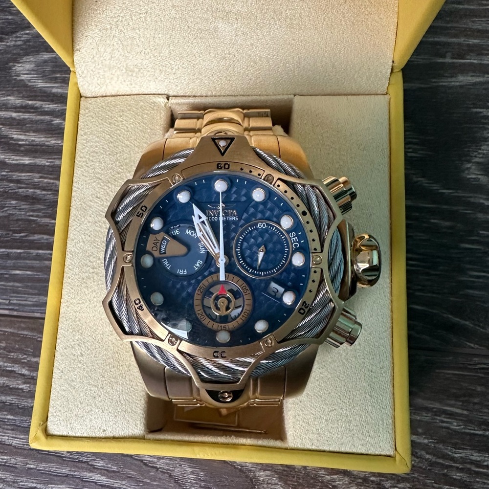 Invicta Reserve Venom Swiss Ronda z60 FE Caliber Men’s watch 52.5mm, gold